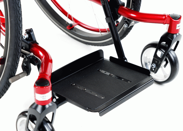 Foot support folds up to the rear, height adjustable in multiple steps